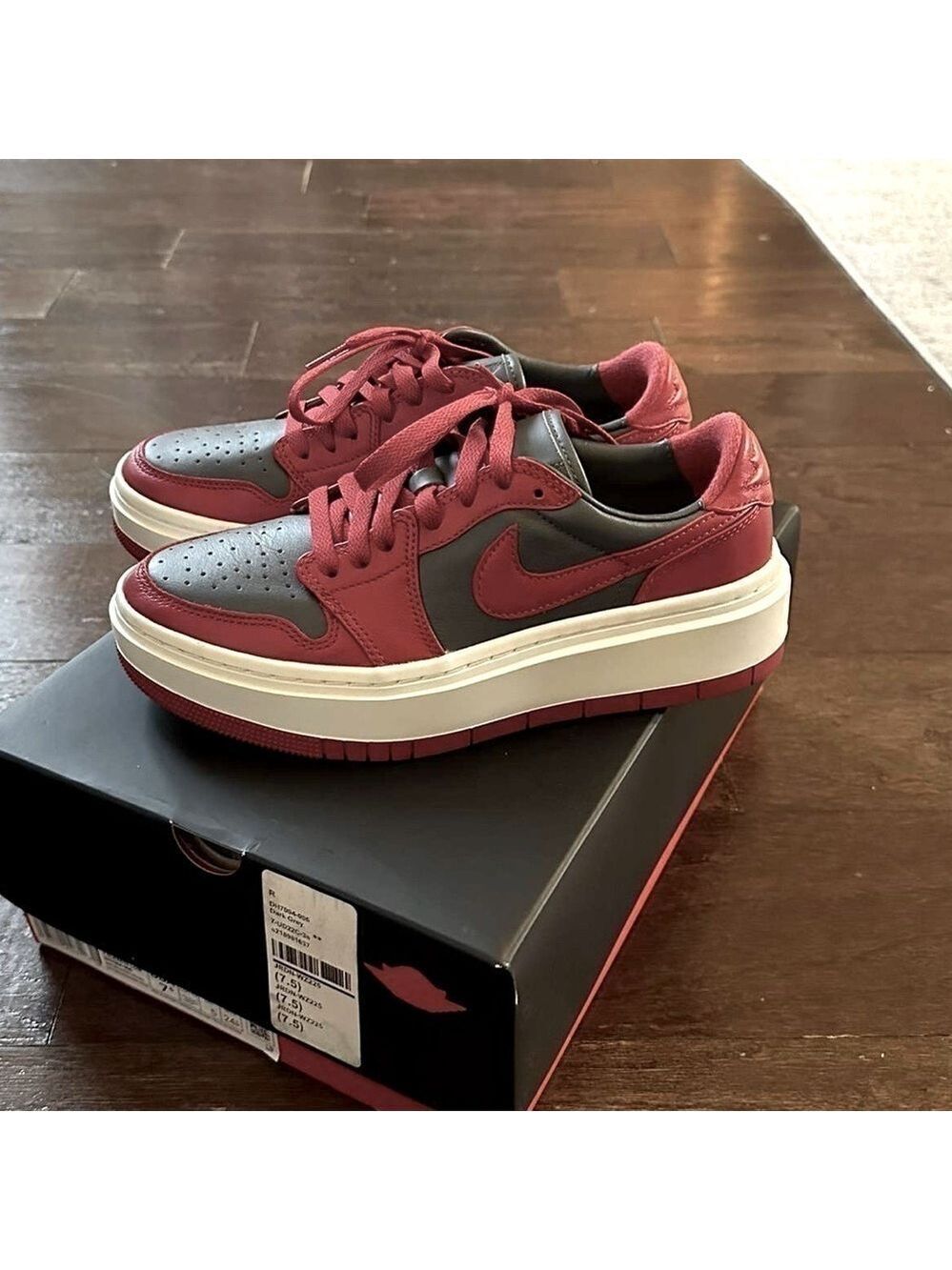 Nike Air Jordan 1 Elevate Low W7.5 Red Gray LN - Picture 5 of 13